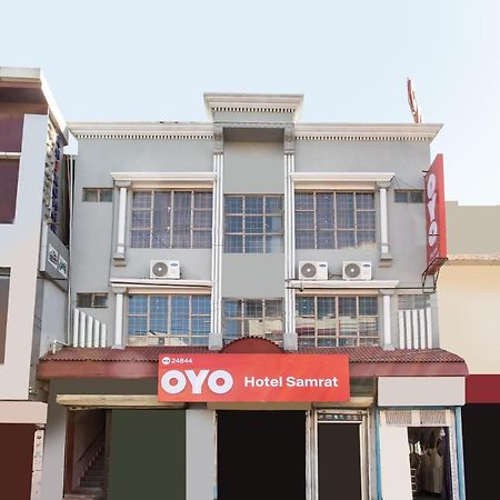 Oyo 24844 Hotel Samrat Bhopal Bagian luar foto