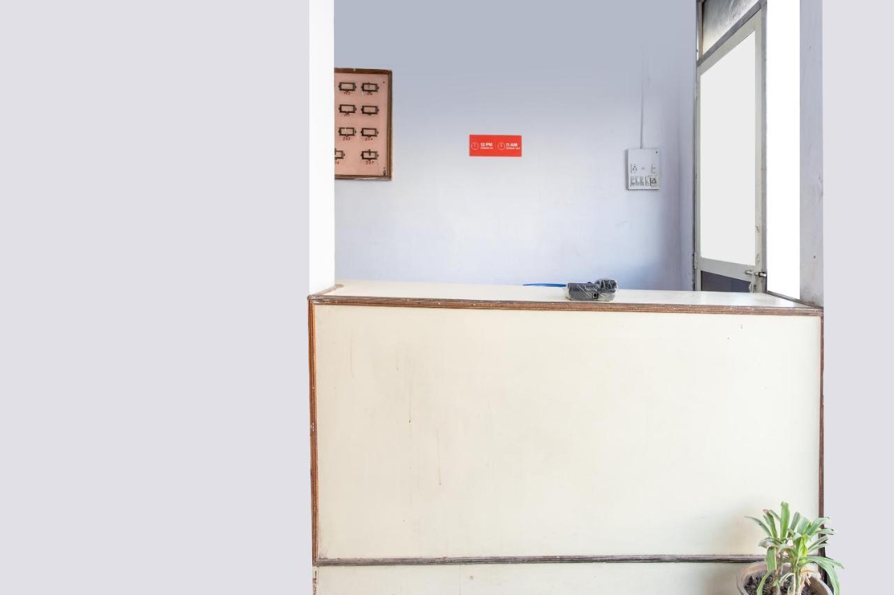 Oyo 24844 Hotel Samrat Bhopal Bagian luar foto