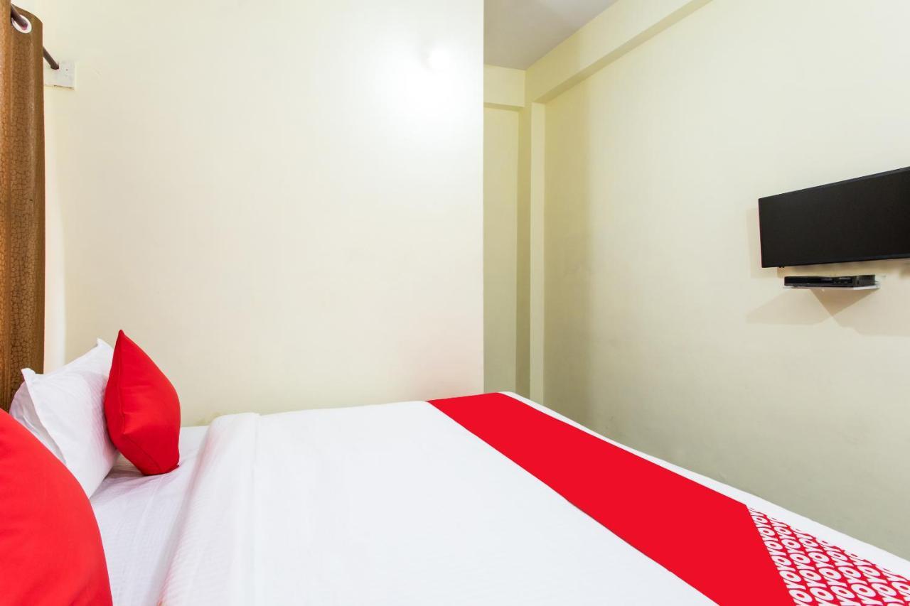Oyo 24844 Hotel Samrat Bhopal Bagian luar foto