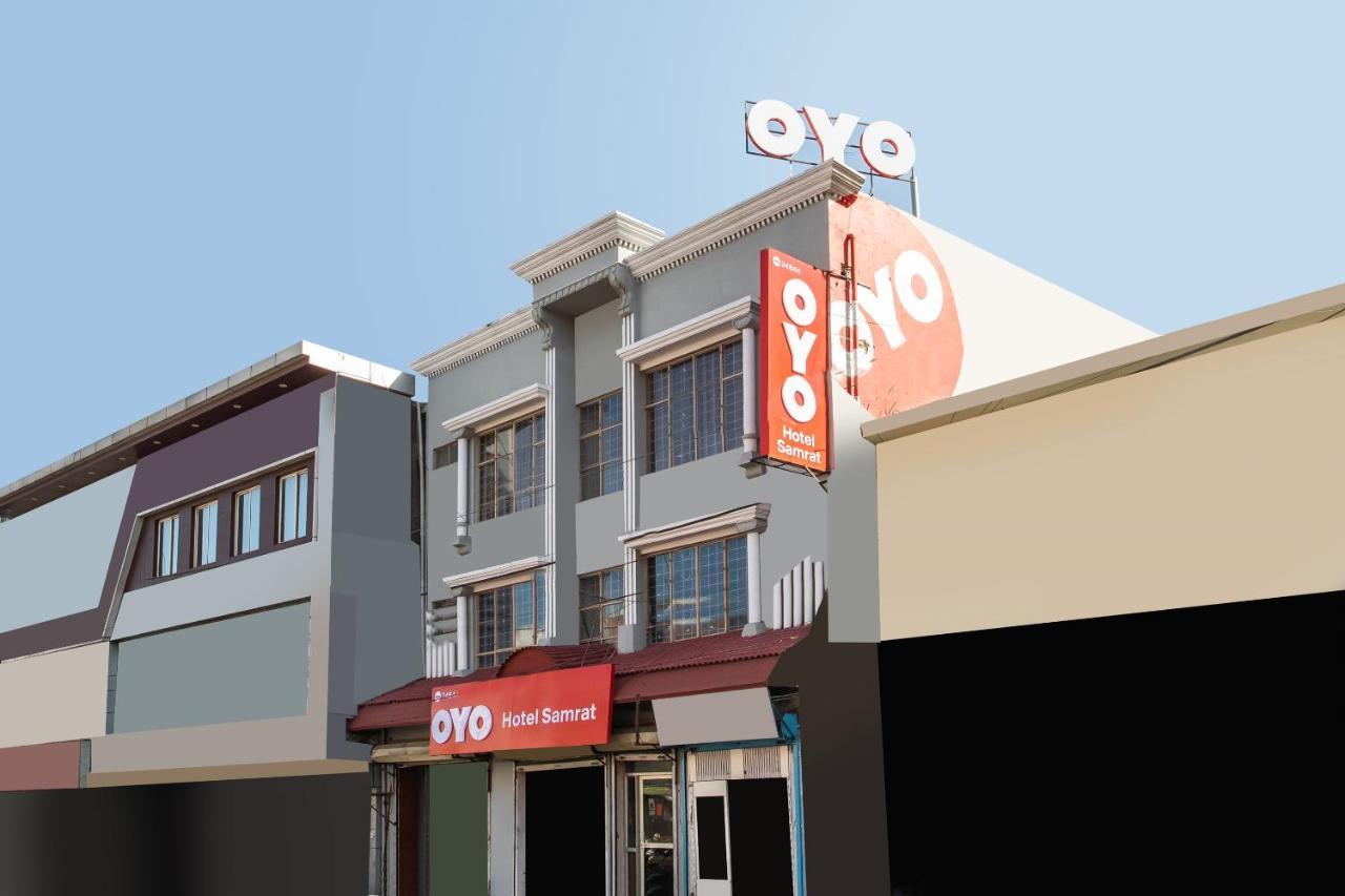 Oyo 24844 Hotel Samrat Bhopal Bagian luar foto