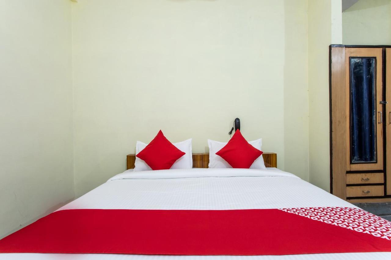 Oyo 24844 Hotel Samrat Bhopal Bagian luar foto