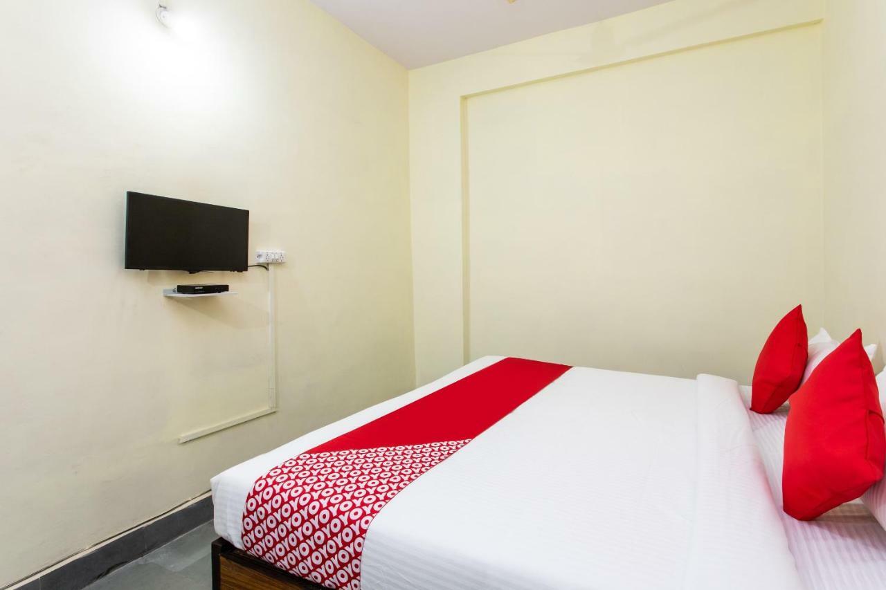Oyo 24844 Hotel Samrat Bhopal Bagian luar foto
